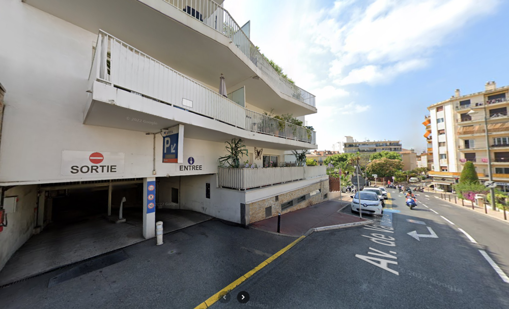 Vente Parking/Garage Garage fermé 13,4m² Cannes
