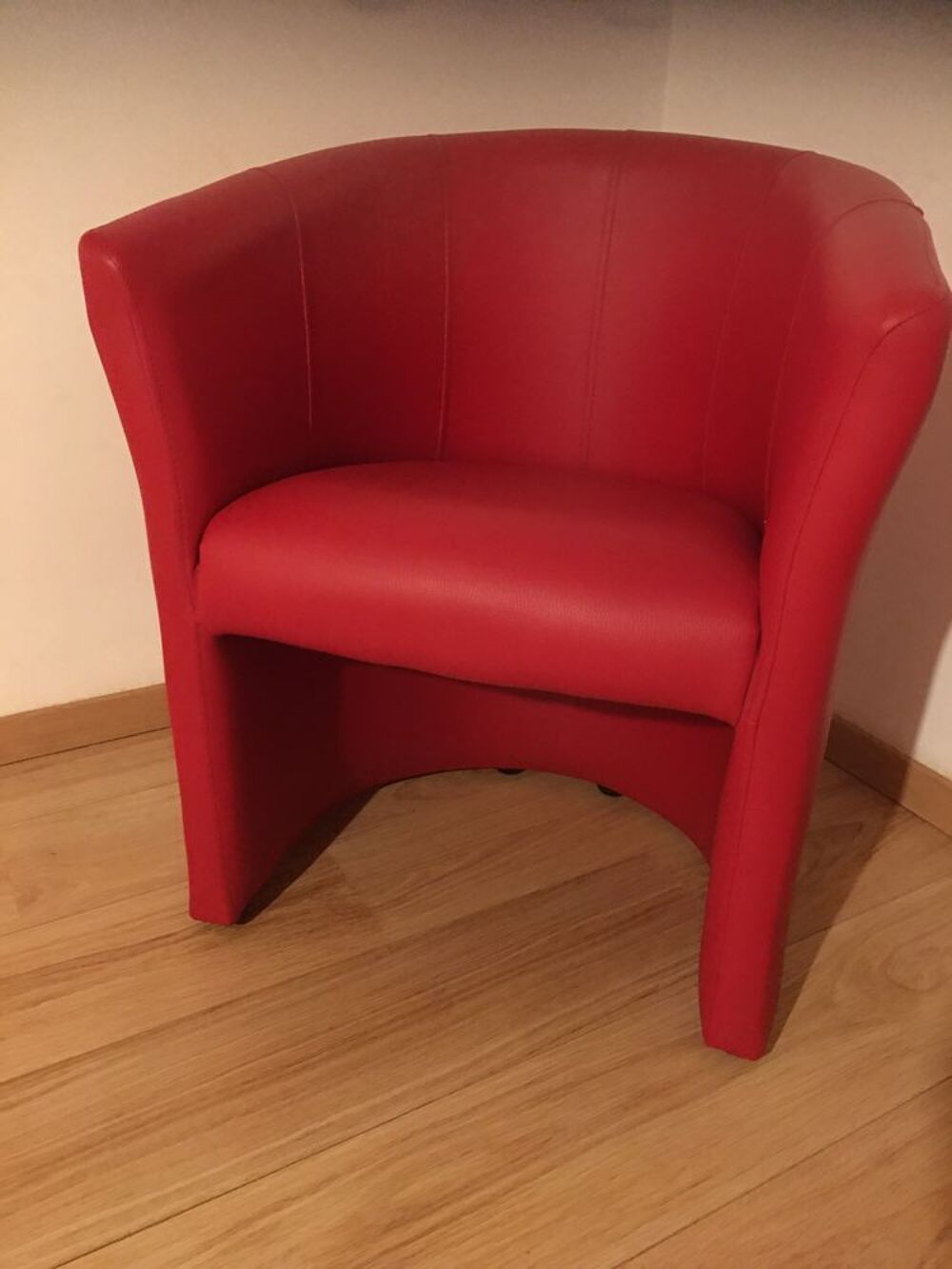 FAUTEUIL SIMILICUIR Meubles