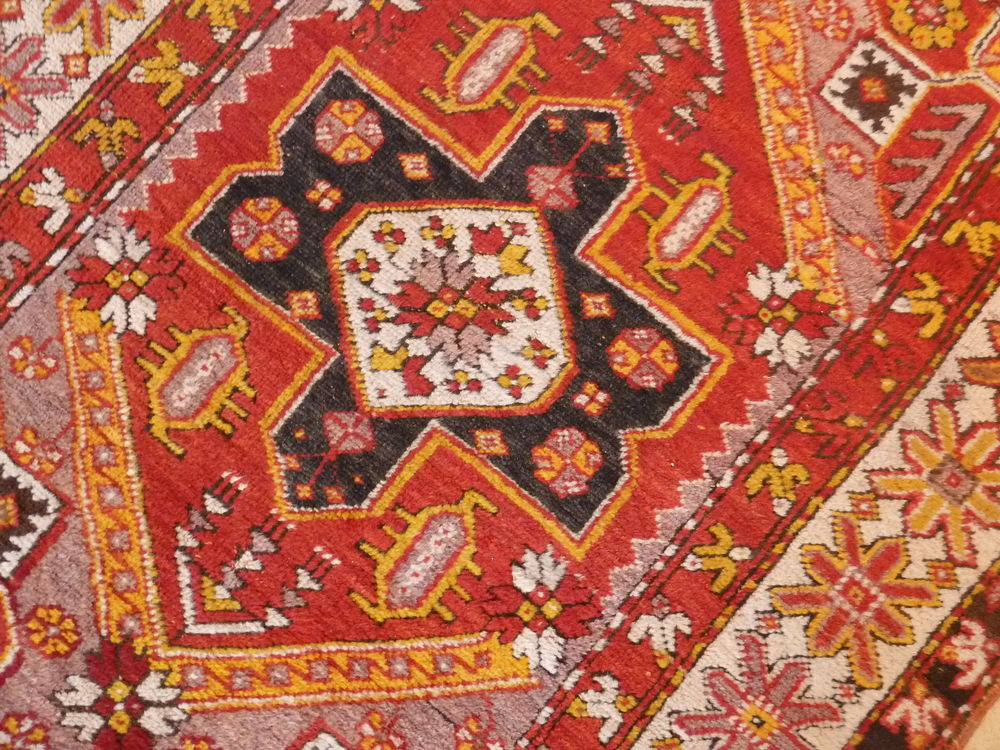 Tapis turc ancien d'Ortakoy,
144 cm x 107 cm Décoration