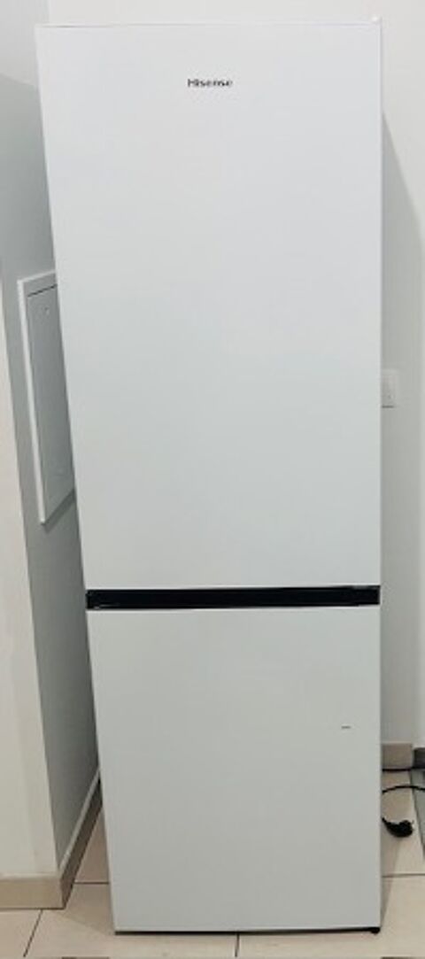 R�frig�rateur cong�lateur blanc Hisense  250 Herblay (95)