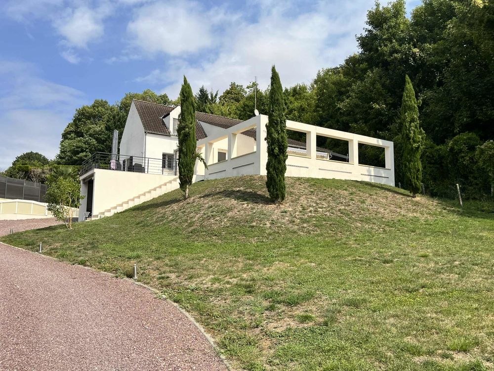 Vente Maison Grande maison familiale avec piscine & grand terrain arboré Saint-brice