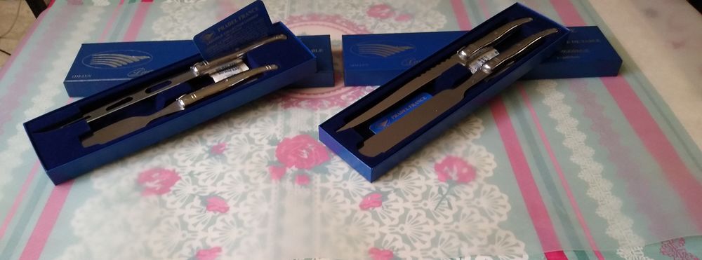 Service vintage la collection LAGUIOLE Luxinox, Pradel
Cuisine