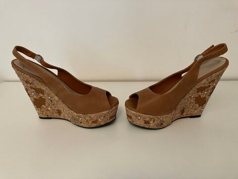 Sandales marron compenses 5 Le Taillan-Mdoc (33)