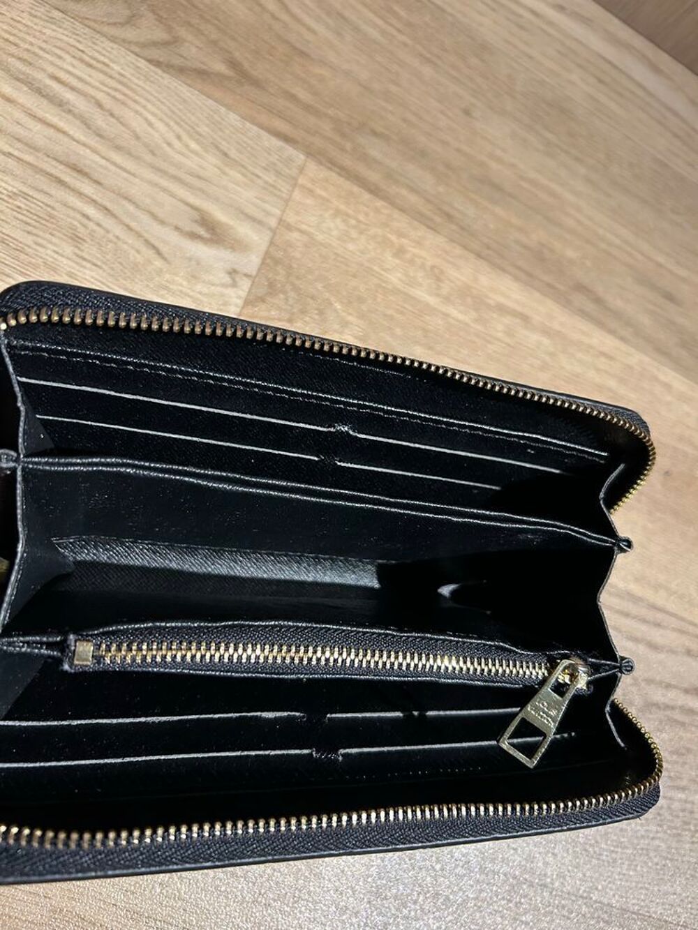 porte feuille Louis Vuitton 