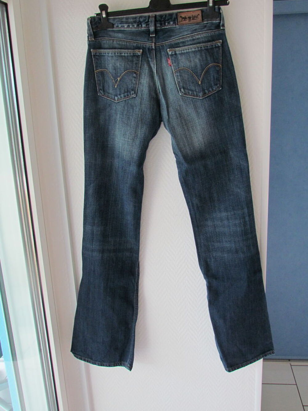 Jeans femme lewis neuf taille 38 Vêtements