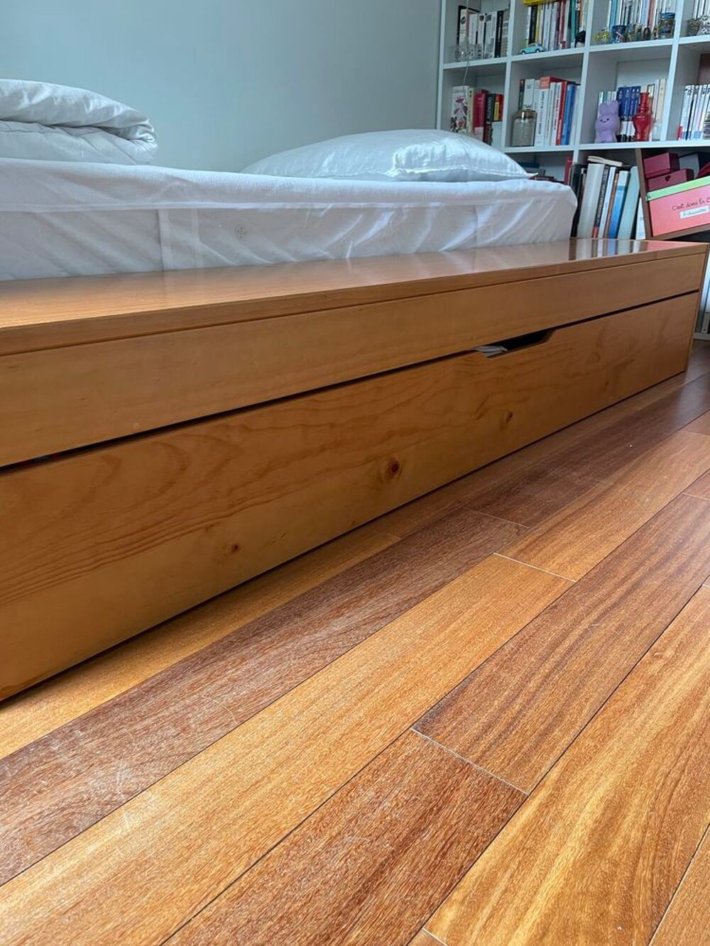 Lit Design en bois La Redoute Int&eacute;rieur avec petite marche (sommier 1 place + tiroir de rangement sous le lit) Meubles