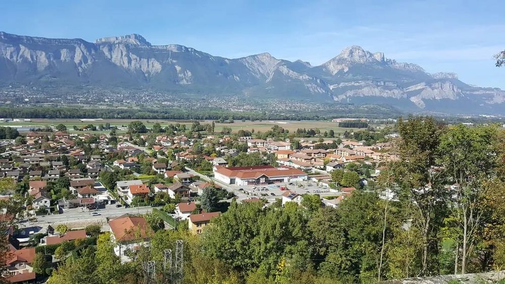 Vente Terrain Terrain viabilisé 760 m² Le Grésivaudan Le versoud