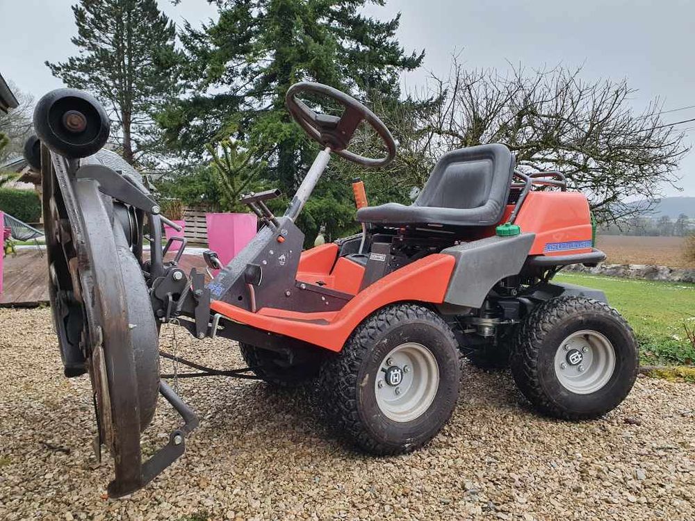 Tracteur tondeuse Husqvarna Jardin