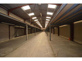  Plateau à vendre 15 + pièces 3600 m²
