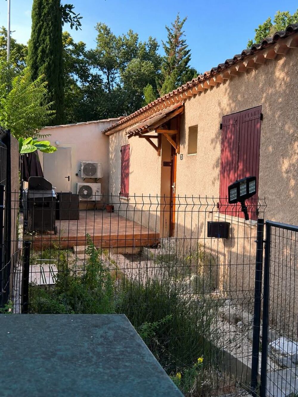 Vente Maison Maison plain-pied rénovée  90 m²  3 chambres, jardin clos Digne-les-bains