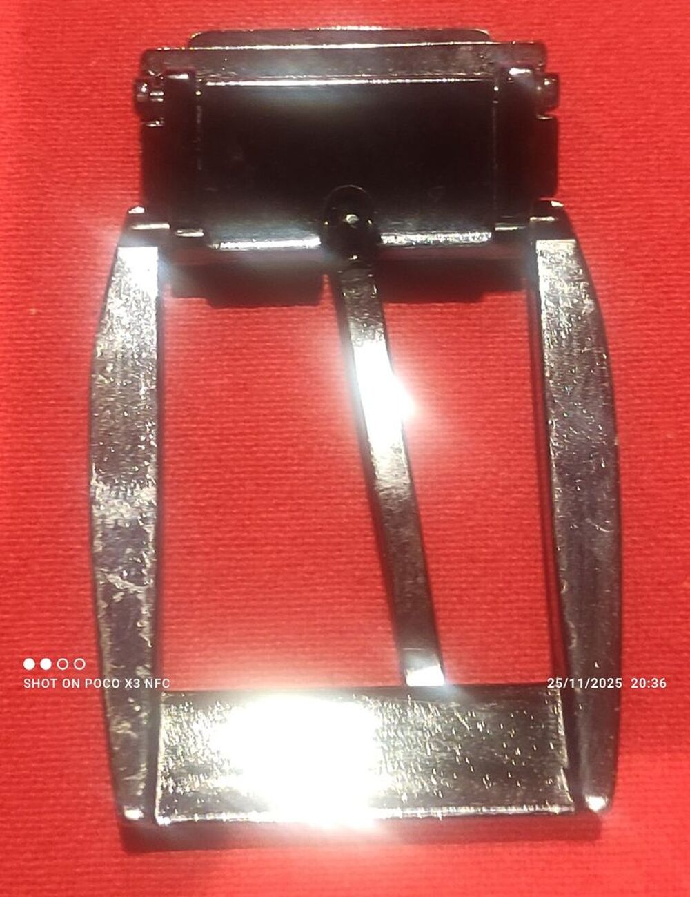 Boucle de ceinture Azzaro Vêtements