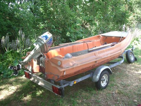 Bateaux à moteur Pêche-promenade 1989 occasion Saint-Macoux 86400