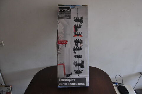 Tourniquet porte-chaussures 4 Saint-Ouen (93)