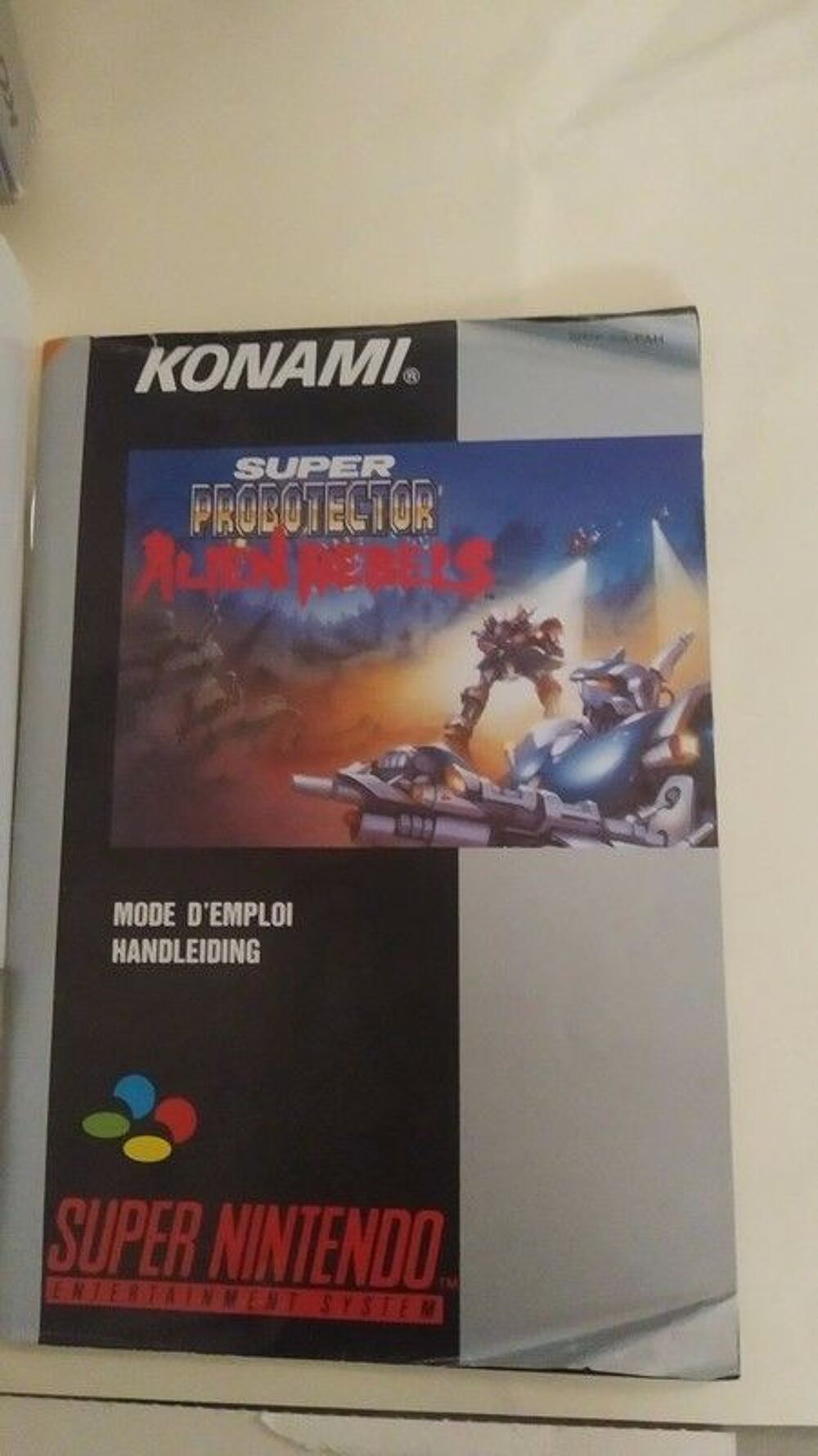 Super Probotector contra SNES alien rebels r&eacute;tro gaming mech Consoles et jeux vidéos