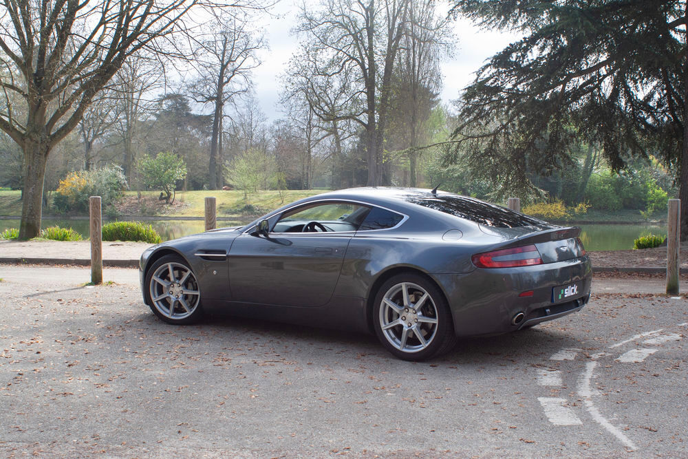 Vantage 2007 occasion 75015 Paris