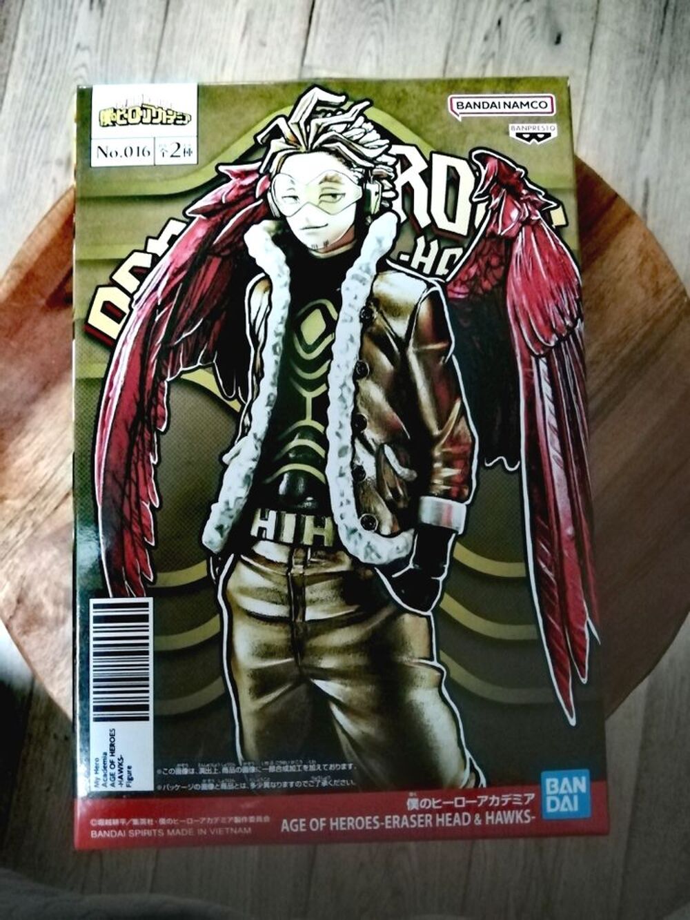 Figurine My Hero Academia Hawks Age Of Heroes Mod&egrave;le B 