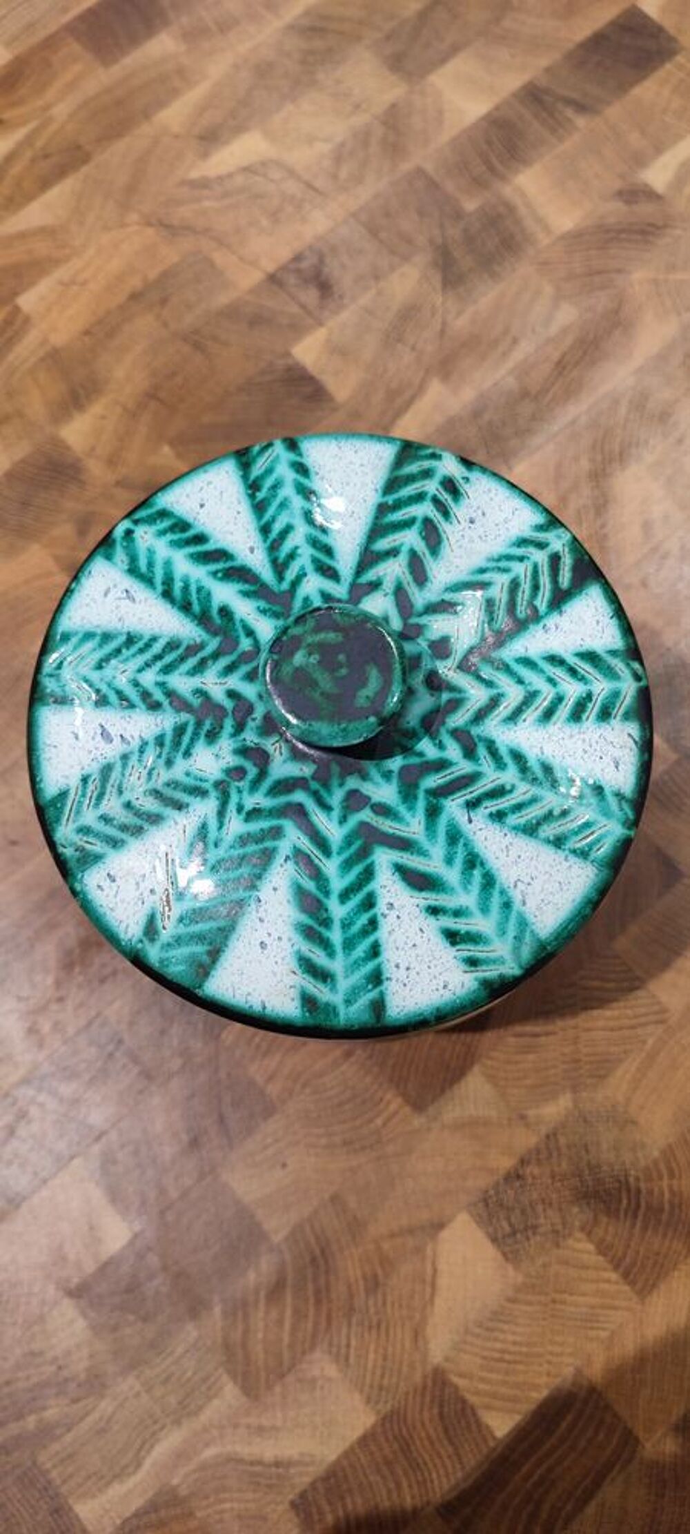 Pot couvert c&eacute;ramique Vallauris par Charles Voltz 