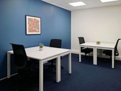   Espace de bureau ouvert tout compris pour vous-m�me et votre �quipe � Rennes HQ Solaris 