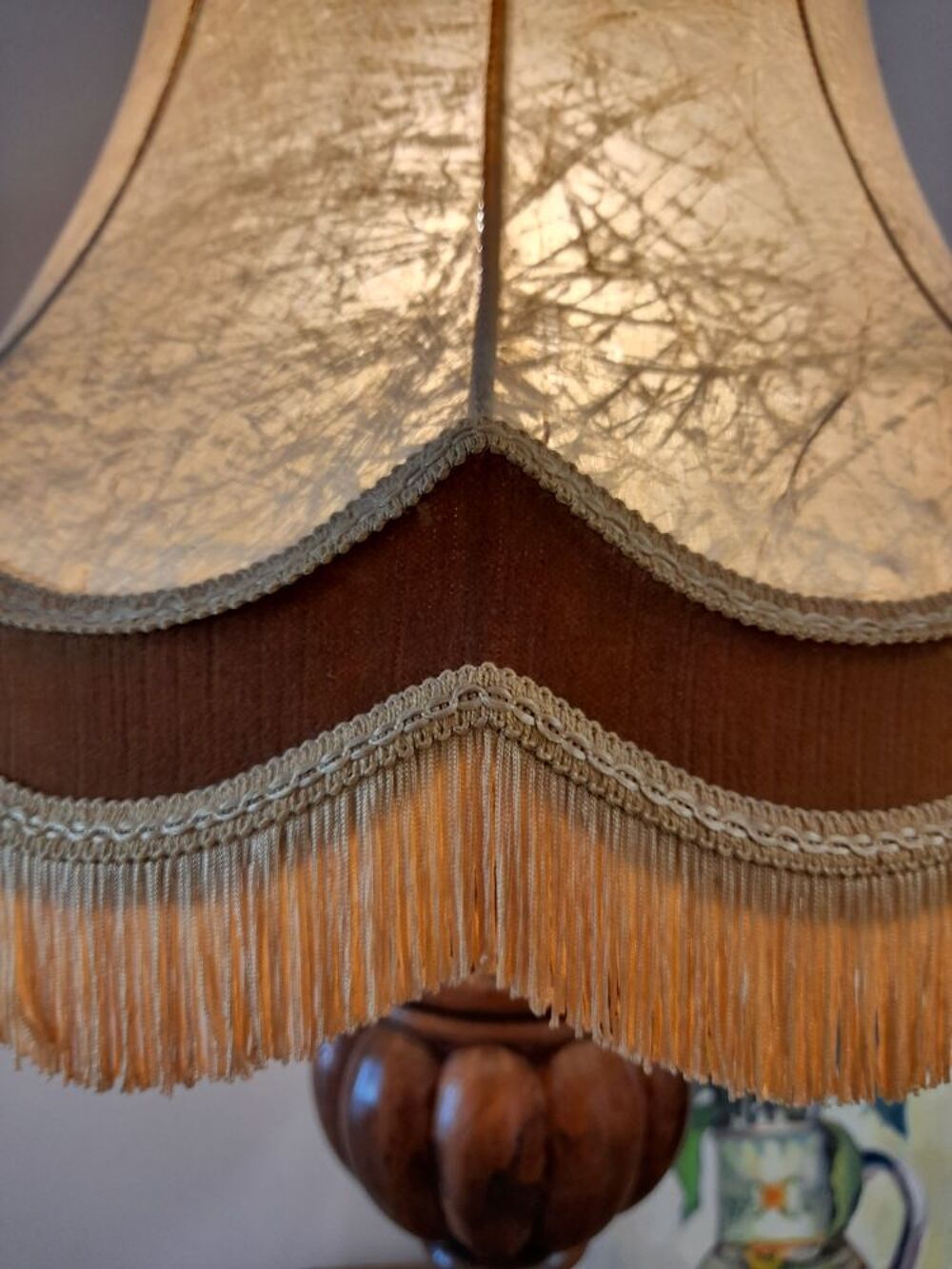 lampe artisanale en bois de poirier avec abat-jour Décoration