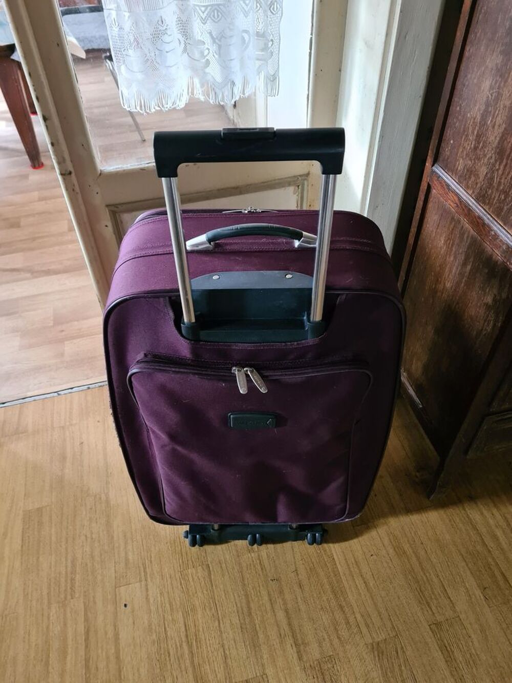 Valise De Voyage A Roulettes 100 % Mauve - Violette Maroquinerie