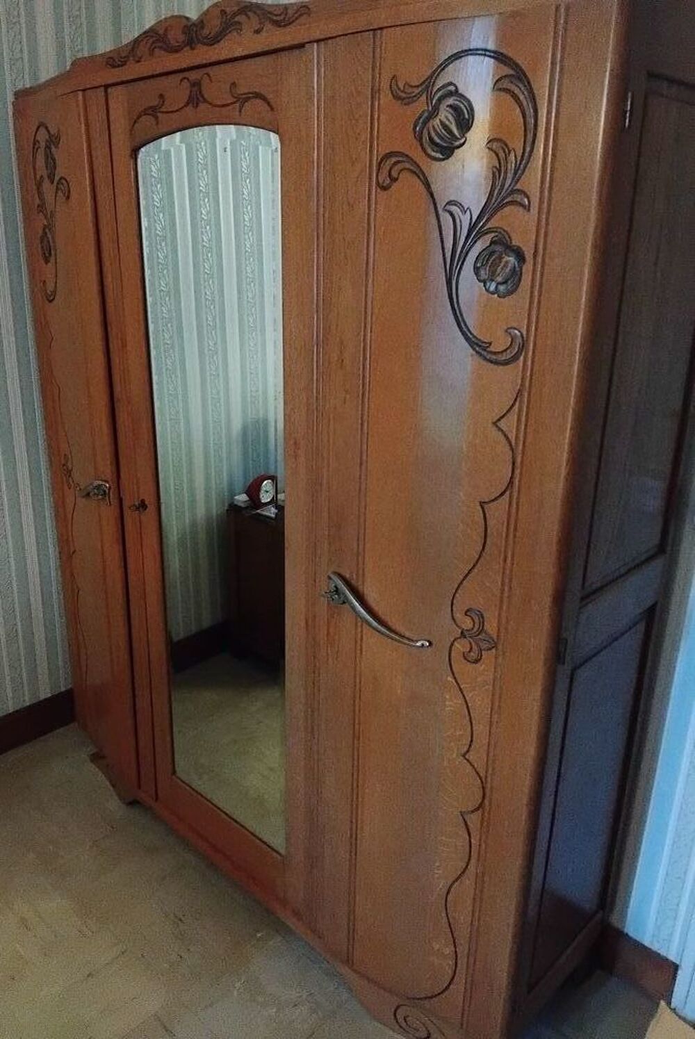 armoire ,lit ,chevet anciens Meubles