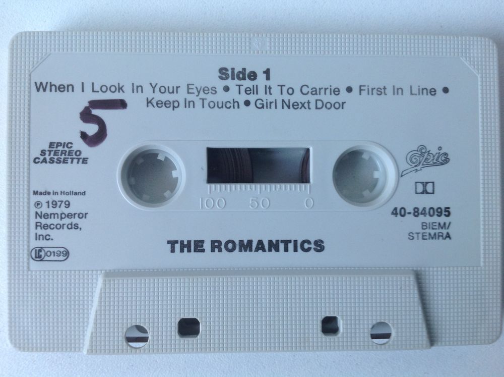THE ROMANTICS K7 AUDIO Envoi Possible
CD et vinyles