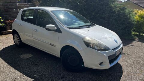 Renault Clio III Tce 100 eco2 Expression Clim 2012 occasion Jujurieux 01640