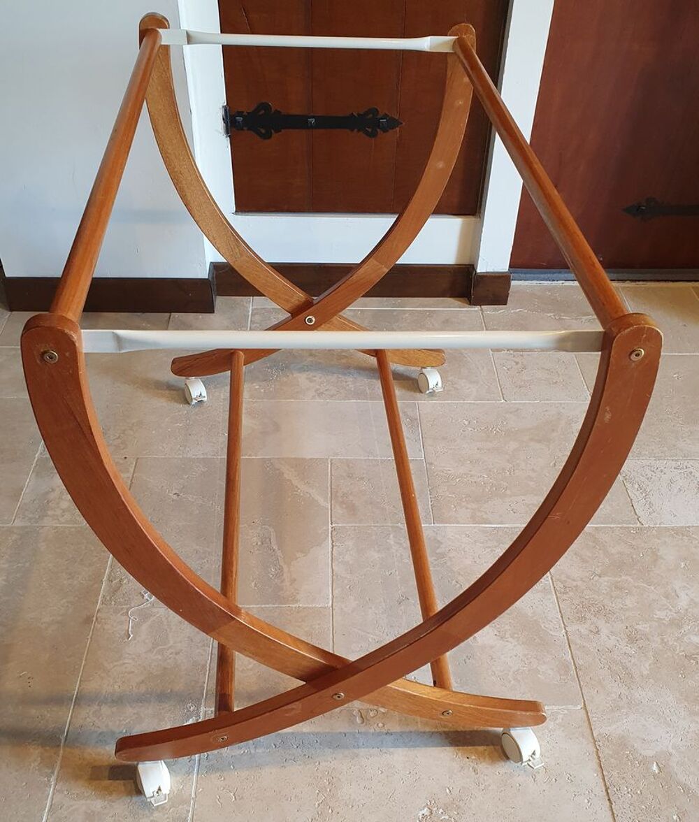 BERCEAU ENFANT EN BOIS SUR ROULETTES PLIABLE ET DEMONTABLE Puriculture