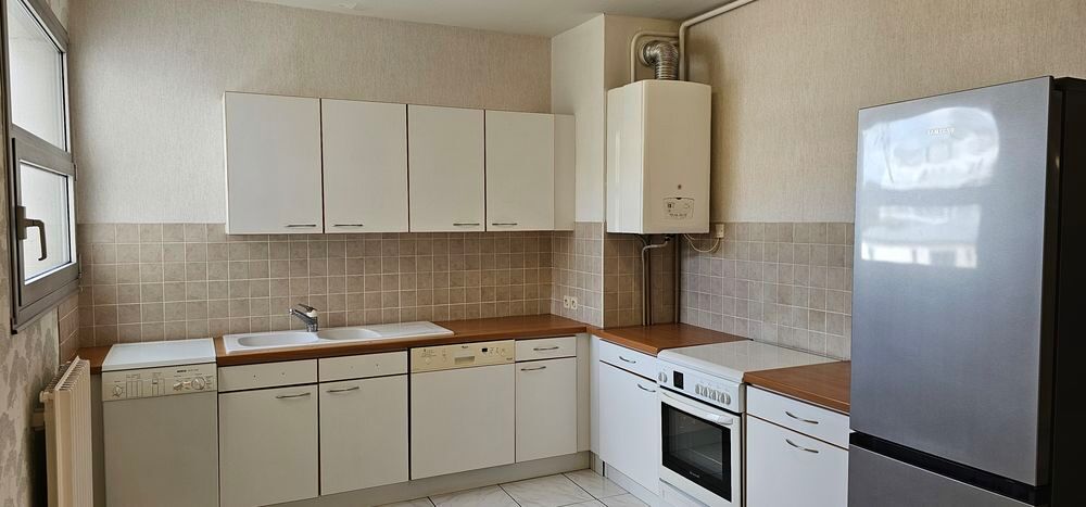 Location Appartement T3 proche centre-ville, lumineux, traversant Quimper