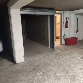  Parking / Garage � louer 9 m�