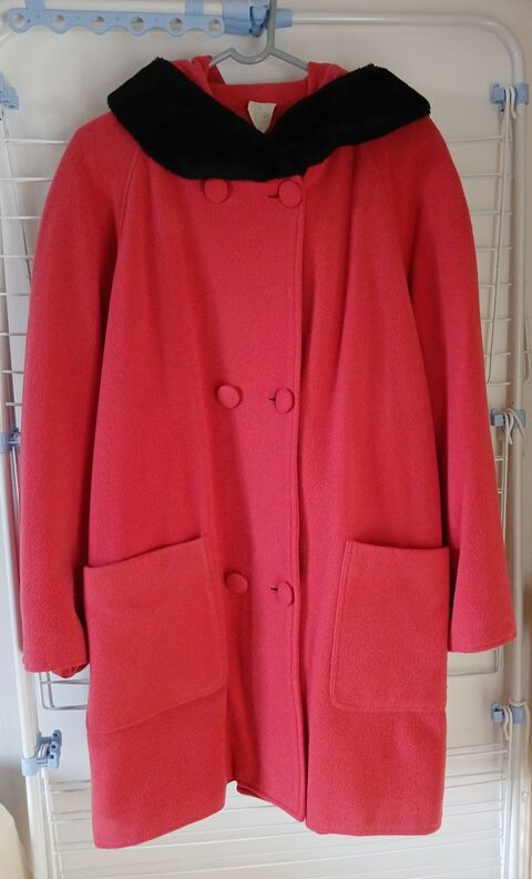 MANTEAU AVEC CAPUCHE COULEUR VIEUX ROSE 10 Nevers (58)