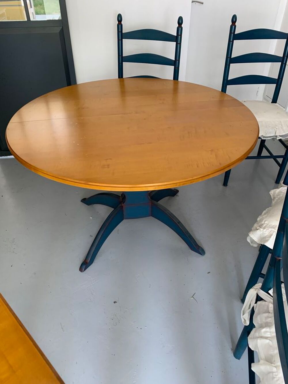 Salle &agrave; manger marque GRANGE Meubles