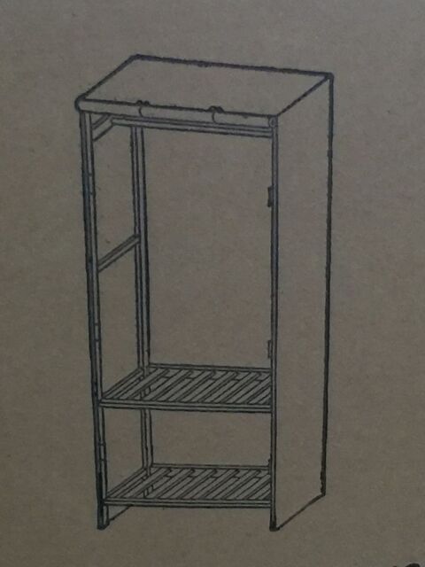 Penderie bois avec housse de couleur beige 20 Courbevoie (92)