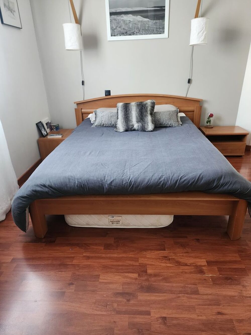 Chambre adulte ,lit chevets et sommier Meubles