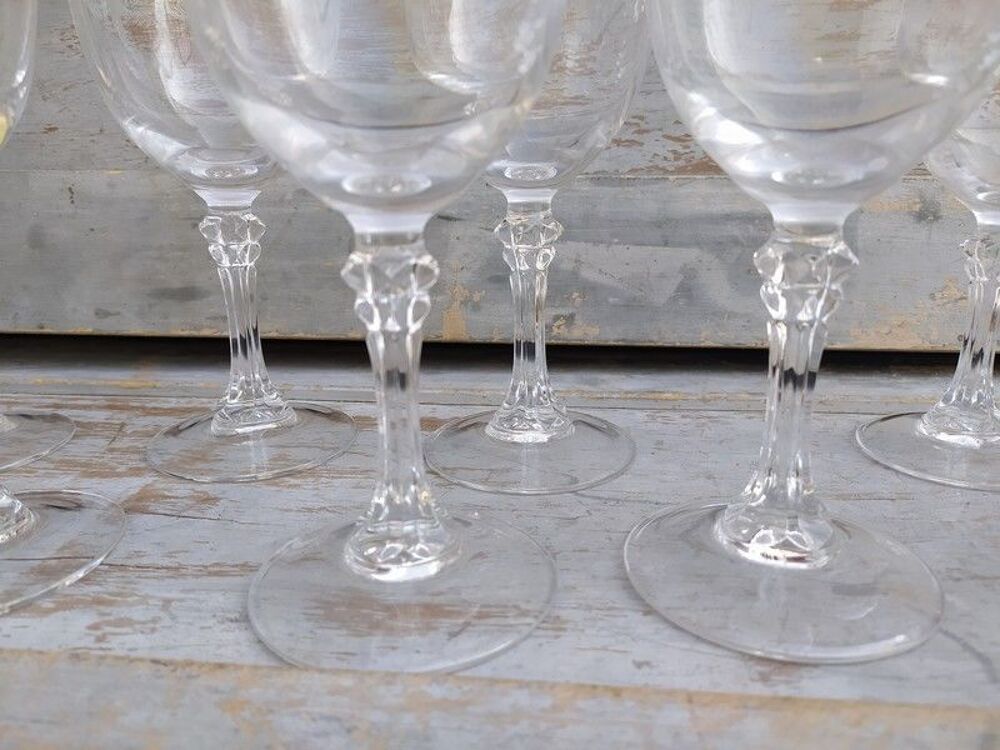 6 Verres &agrave; Eau et 4 Verres &agrave; Vins Cristal Motif Guirlande 
Décoration