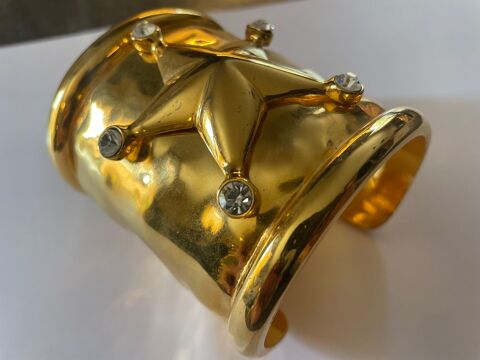 Bracelet manchette rigide doré étoile strass Ines Fresange 320 Vigneux-sur-Seine (91)