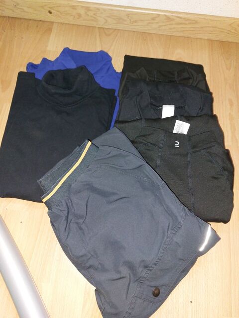 Lot v�tements hiver gar�on 14 ans 25 Montmorillon (86)