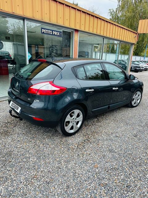Renault megane iii Mégane 1.5dci 110cv berline, 5 cv