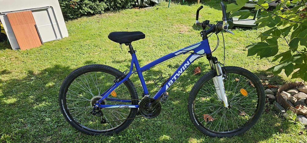 V&eacute;lo vtc violet Vélos