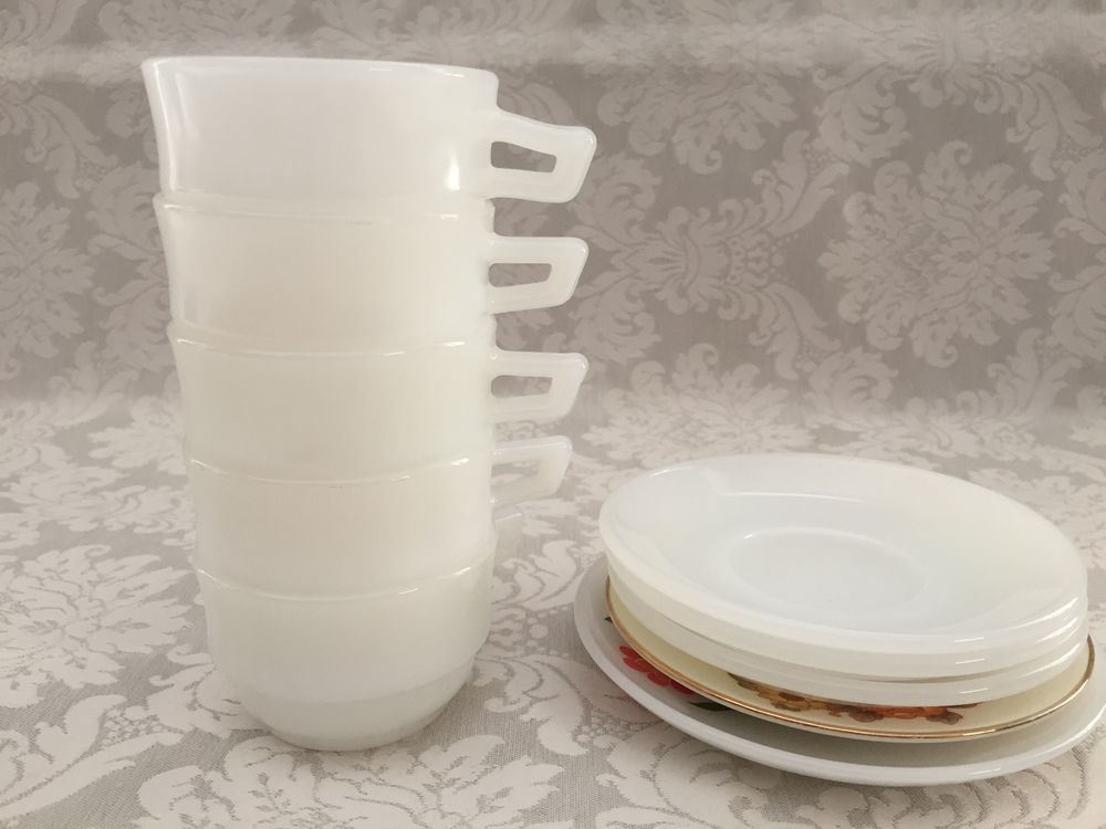 SERVICE A CAF&Eacute; VINTAGE 1970 OPALINE ARCOPAL FRANCE Cuisine