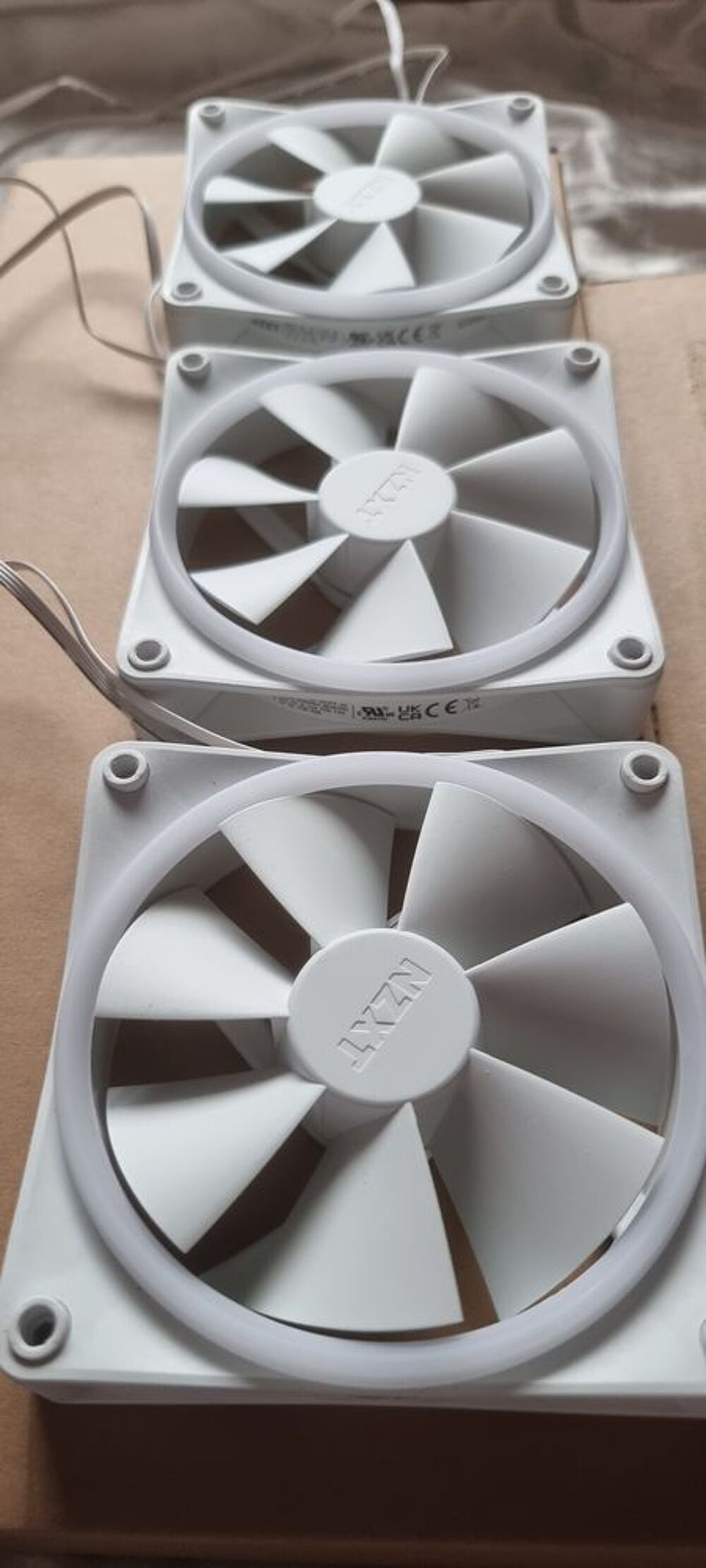 Ventilateurs de boitier NZXT Blanc RGB Matériel informatique