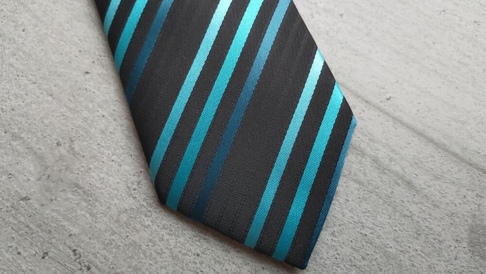 Cravate OWK OriginalWearK - Noire &agrave; Rayures Turquoise &amp; Bleu Vêtements