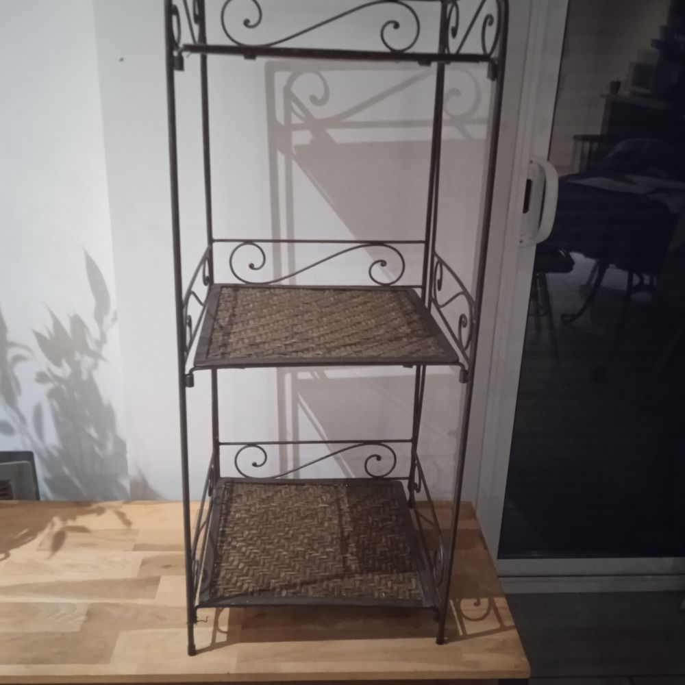 &eacute;tag&egrave;re fer et osier 35*35*84 Meubles