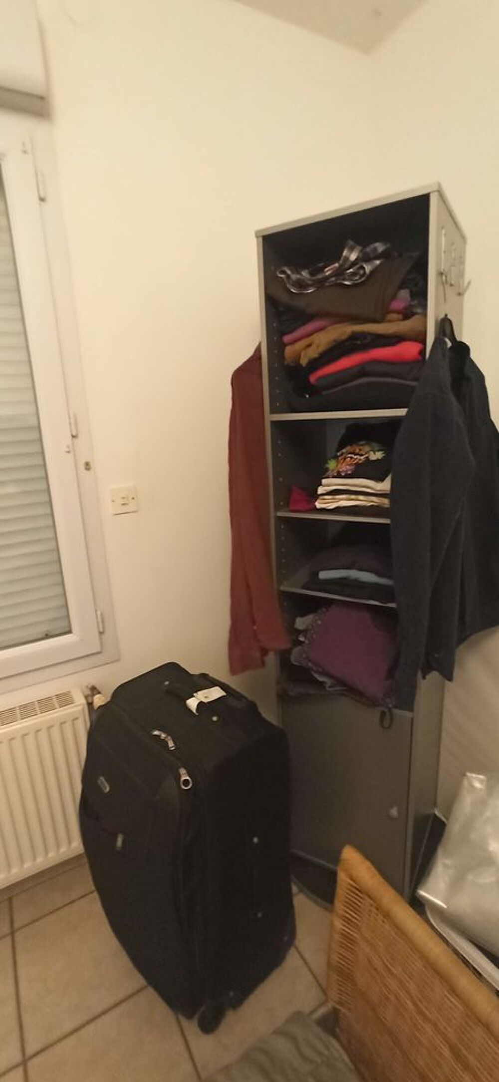 Grande armoire pivotante avec miroir Meubles