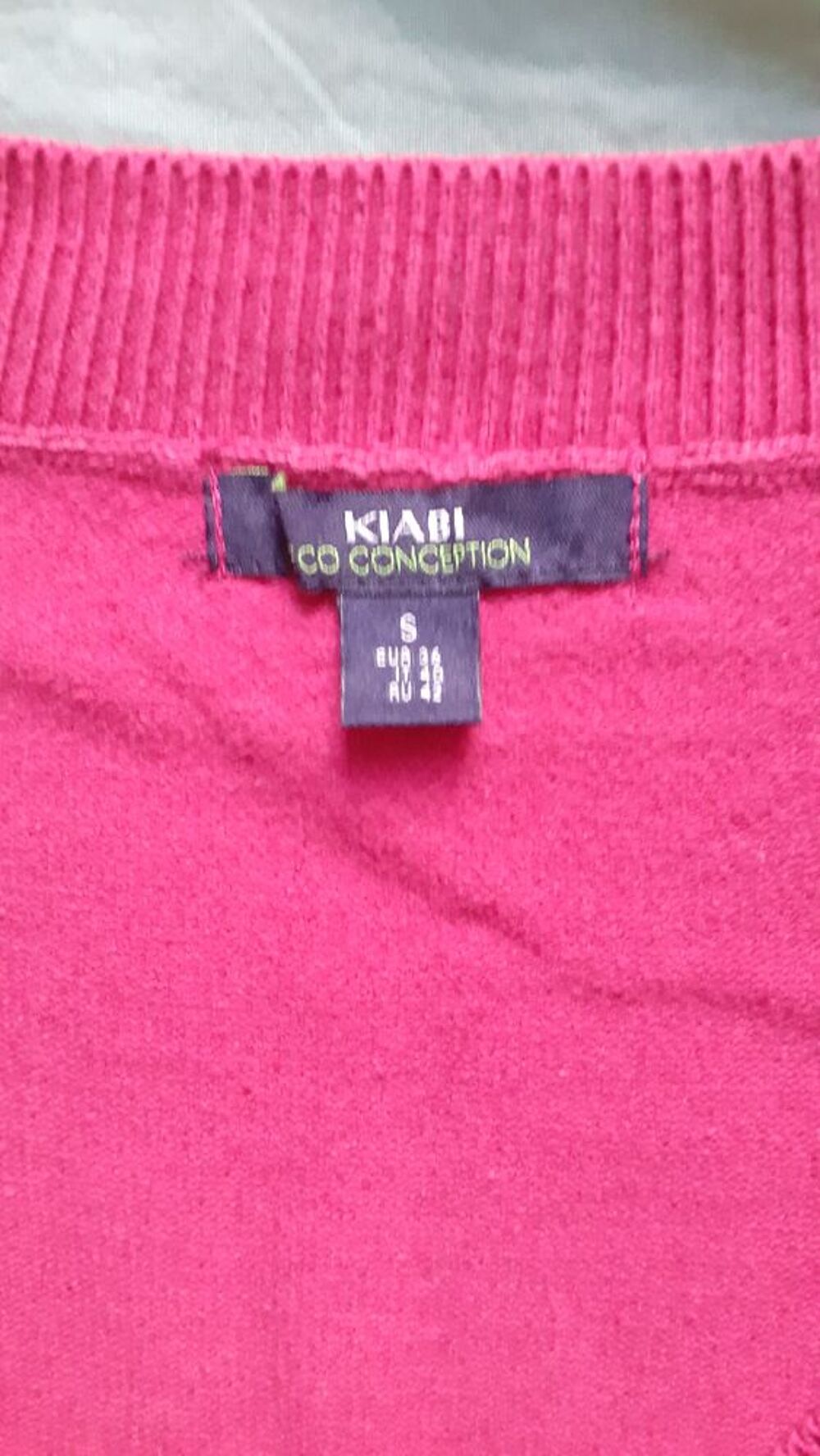 Pull femme taille S Vêtements