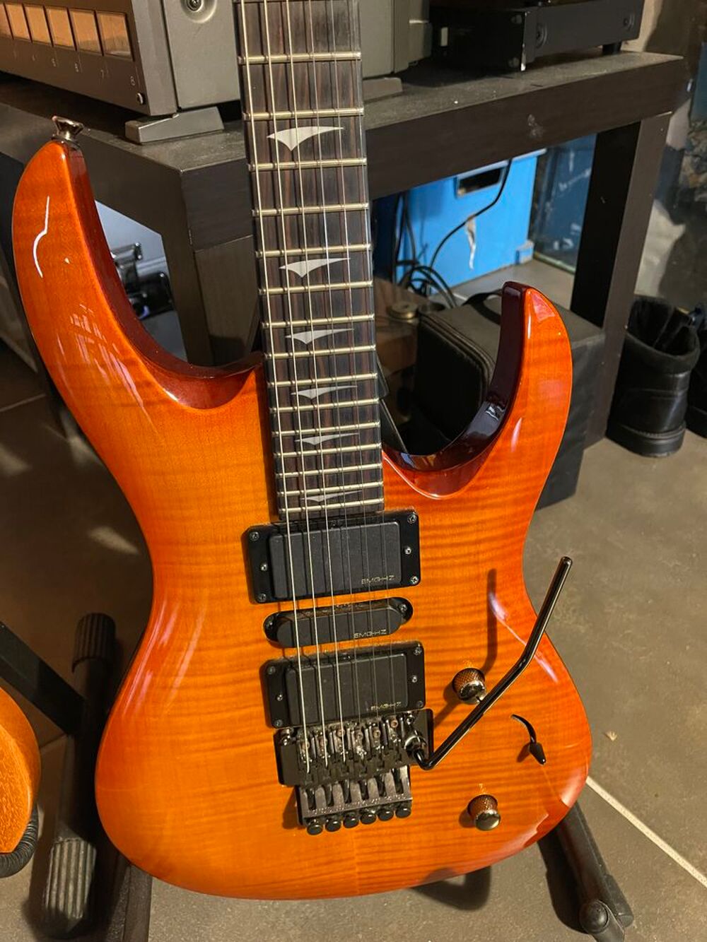 Guitare Lag Arkane AF200
Instruments de musique