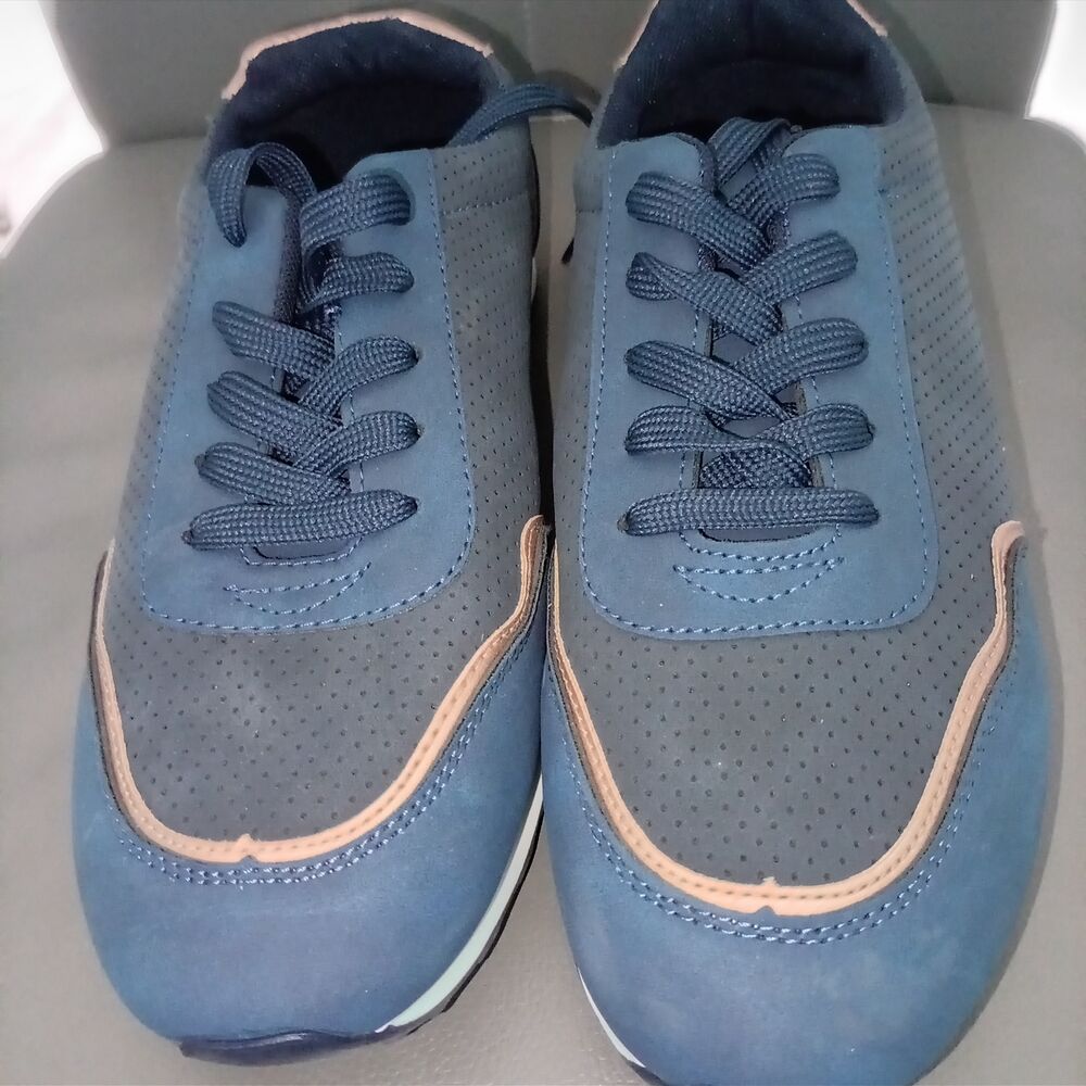 Paire de basket femme neuve jamais port&eacute;e Chaussures