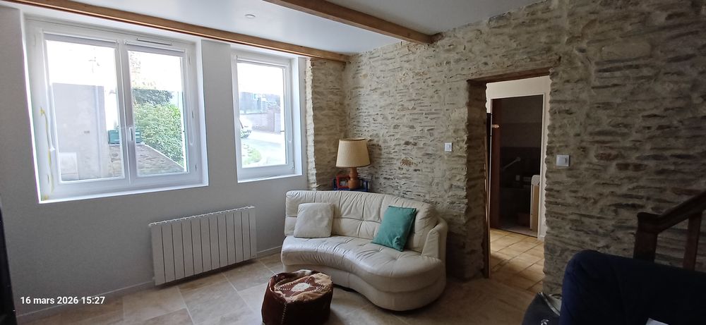 Location Maison Maison de village en pierre  142 000€ Caumont-l'Éventé