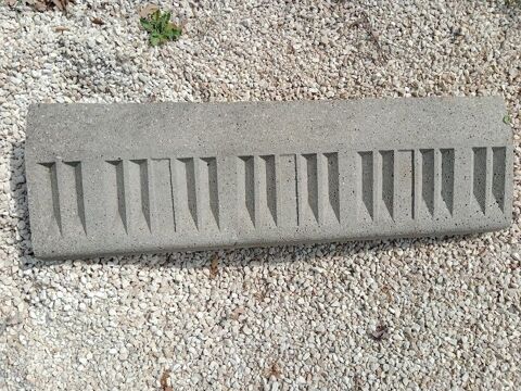 BORDURE B�TON pour trottoir ; garage ; jardin 15 Allan (26)