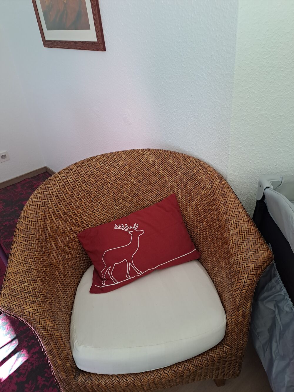 M&eacute;ridienne/ canap&eacute; en rotin dur 1,70cm et 2 fauteuils Meubles